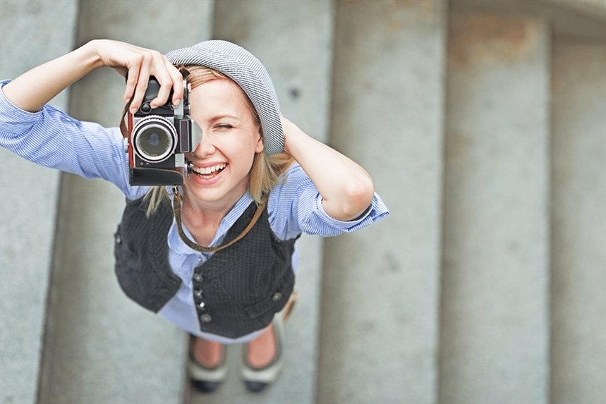 devuschka_s_fotoapparatom devuschka_s_fotoapparatom