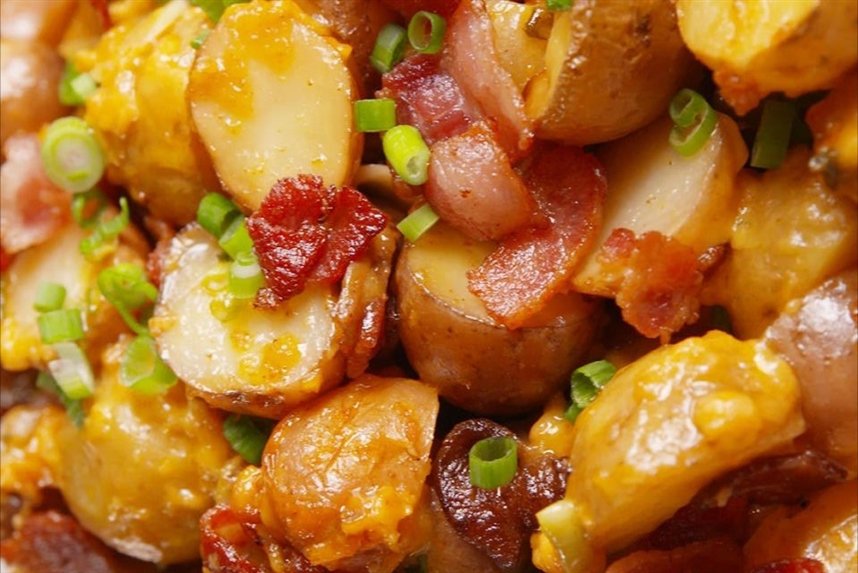 Острый картофель с беконом и сыром Острый картофель с беконом и сыром