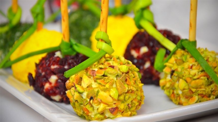 Блюдо елочные игрушки