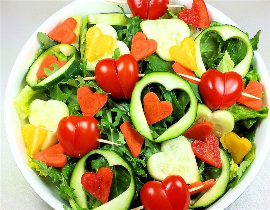 Салат в форме сердца