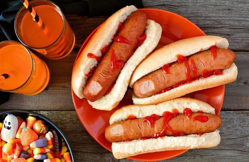 Хот-доги с сосисками-пальцами Хот-доги с сосисками-пальцами