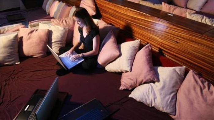 Не бери работу в спальню Не бери работу в спальню