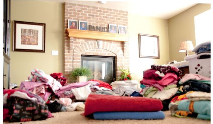 Не разбрасывай одежду Не разбрасывай одежду