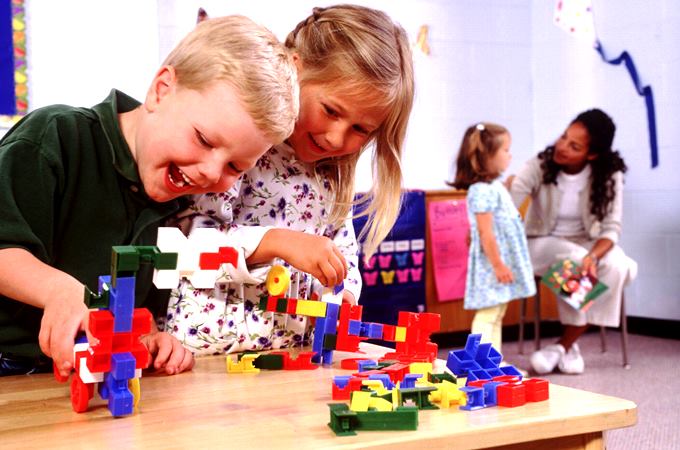 учат детей все делать самим учат детей все делать самим