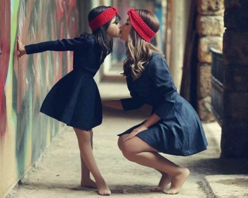 Мама и дочь - подруги