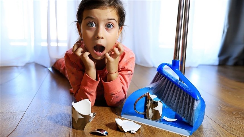 ребенок нашкодил