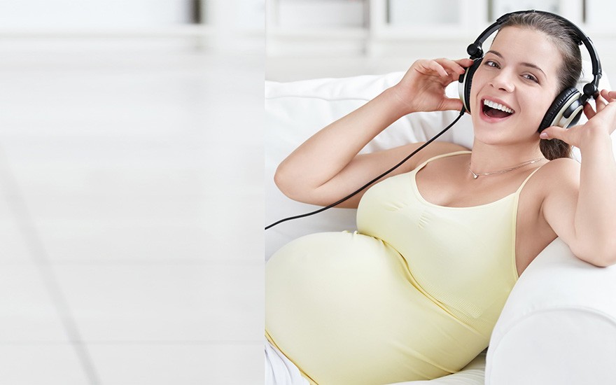 Музицирование и прослушивание музыки при беременности