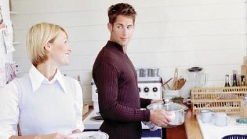 Помой посуду