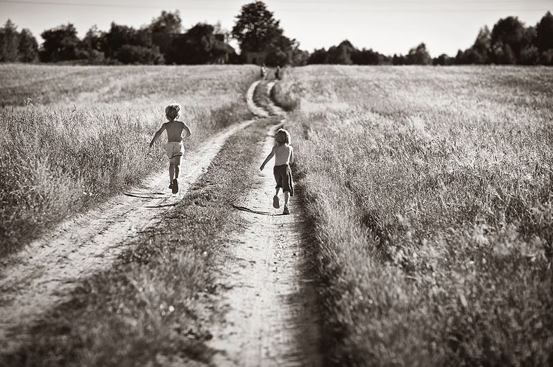 Бегущие вдаль