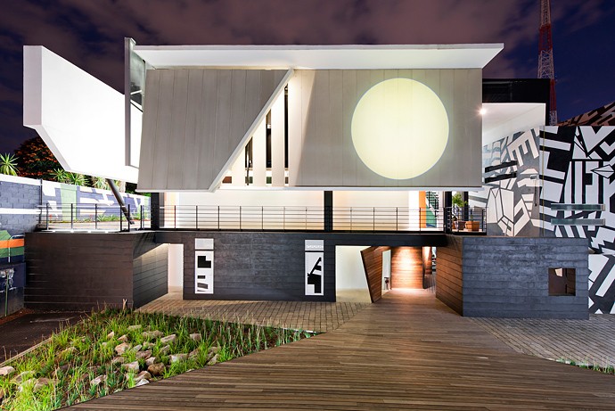 Художественный университет Художественный университет