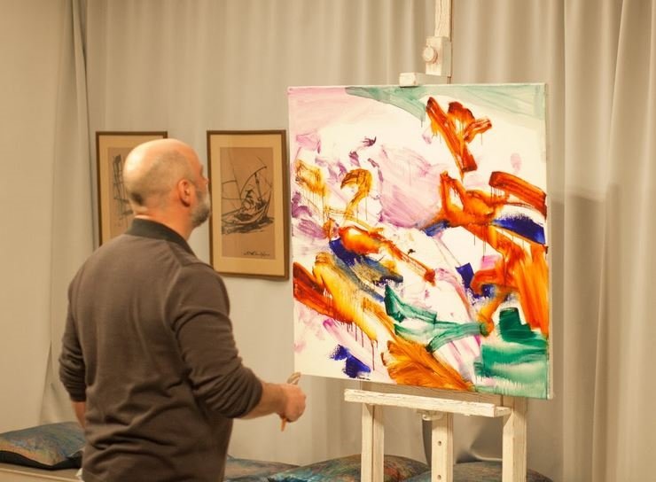 Валерий за работой Валерий за работой