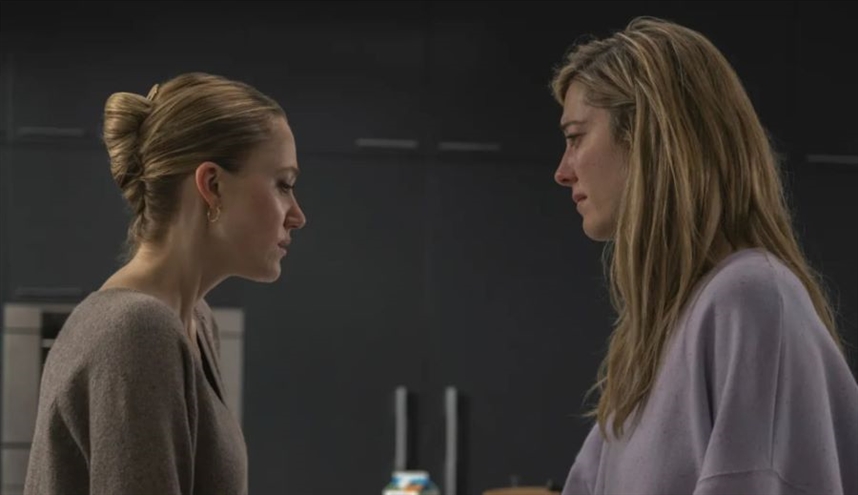 «Рука, качающая колыбель» «Рука, качающая колыбель»