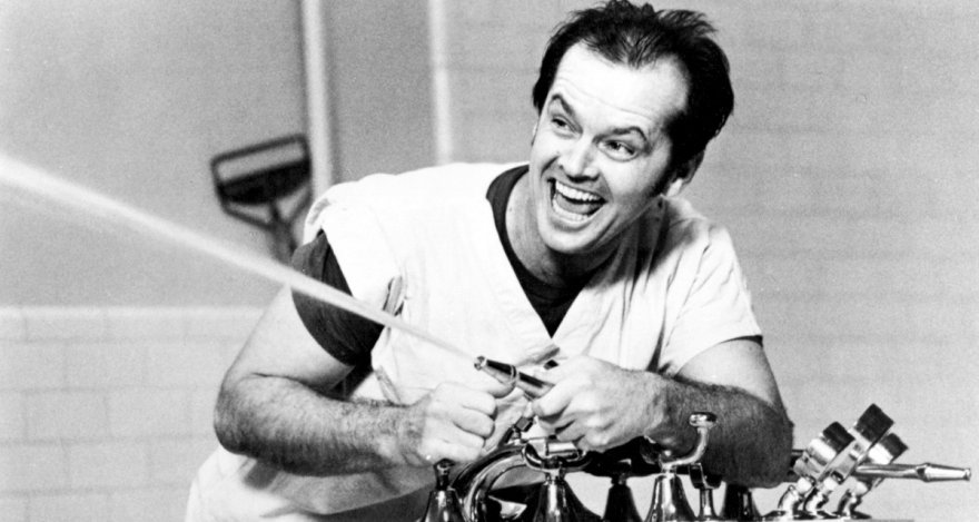 Пролетая над гнездом кукушки Пролетая над гнездом кукушки