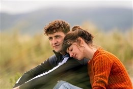 Планы на выходные: 20 увлекательных мини-сериалов