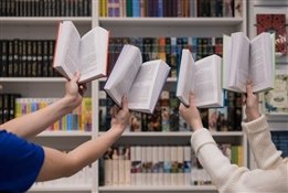 Кто придумал День книгодарения