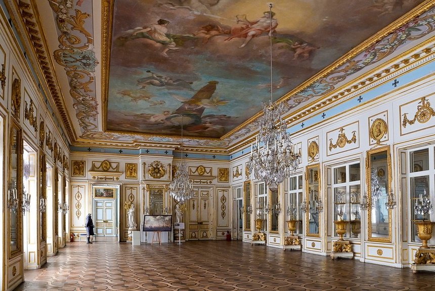 Интерьер дворца в Кусково