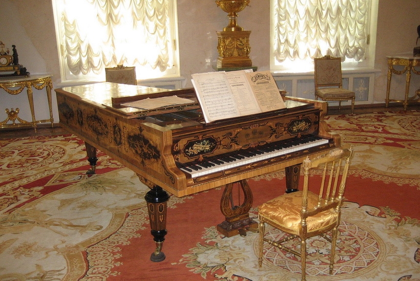 Интерьер Александринского дворца