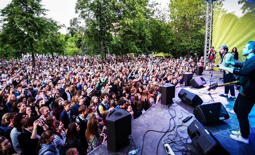 Motherland Summer 2017 Motherland Summer 2017