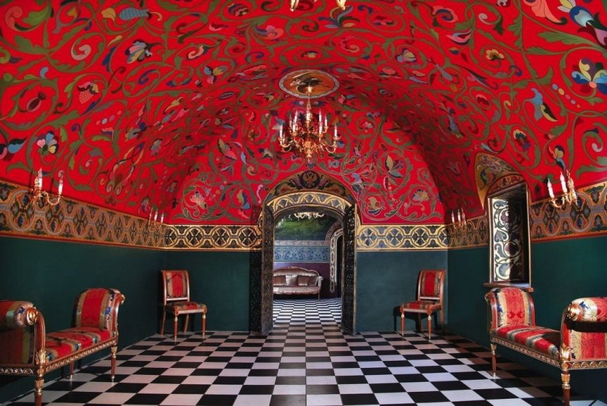 Интерьер дворца Волковых-Юсуповых