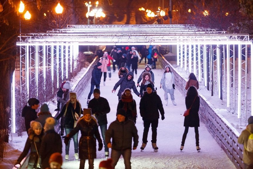 Каток в Парке Горького Каток в Парке Горького