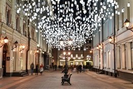 10 самых романтичных улиц Москвы для первого свидания и прогулок под луной