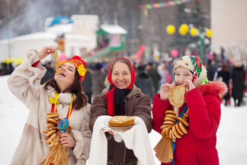 Угощение блинами Угощение блинами