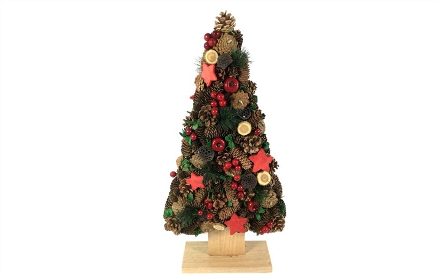 Елка из шишек