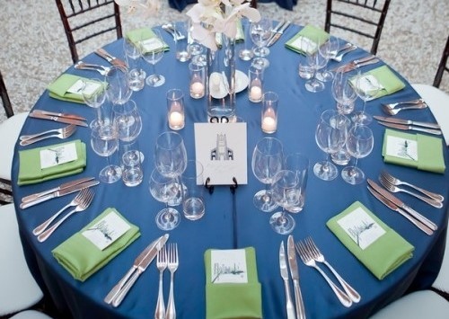 серовато зеленый и темно синий