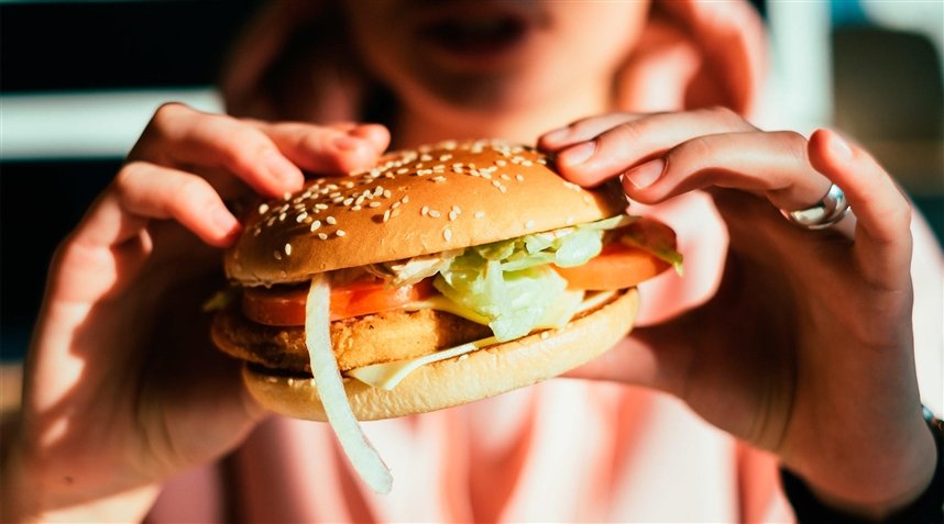 Отвлечение во время еды Отвлечение во время еды