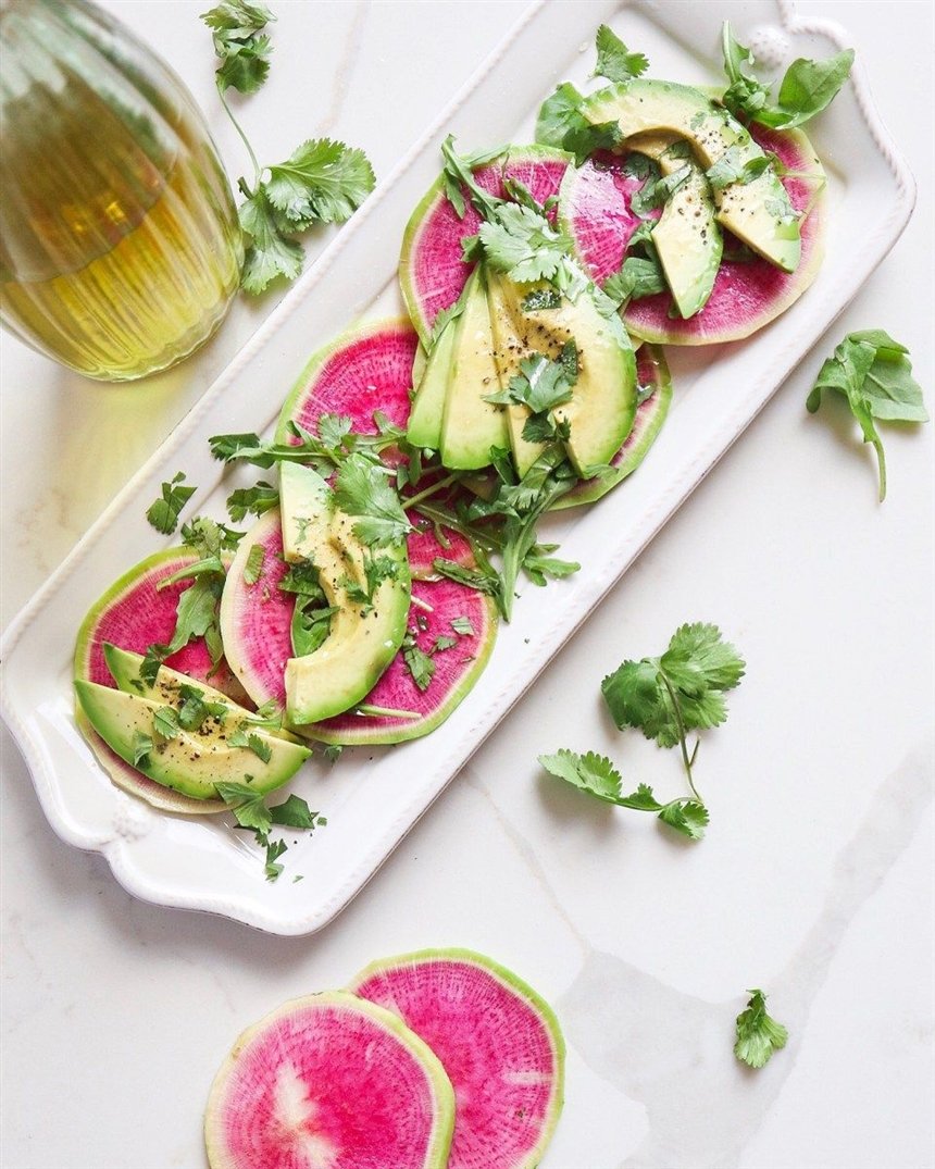 Дайкон бывает и розового цвета 