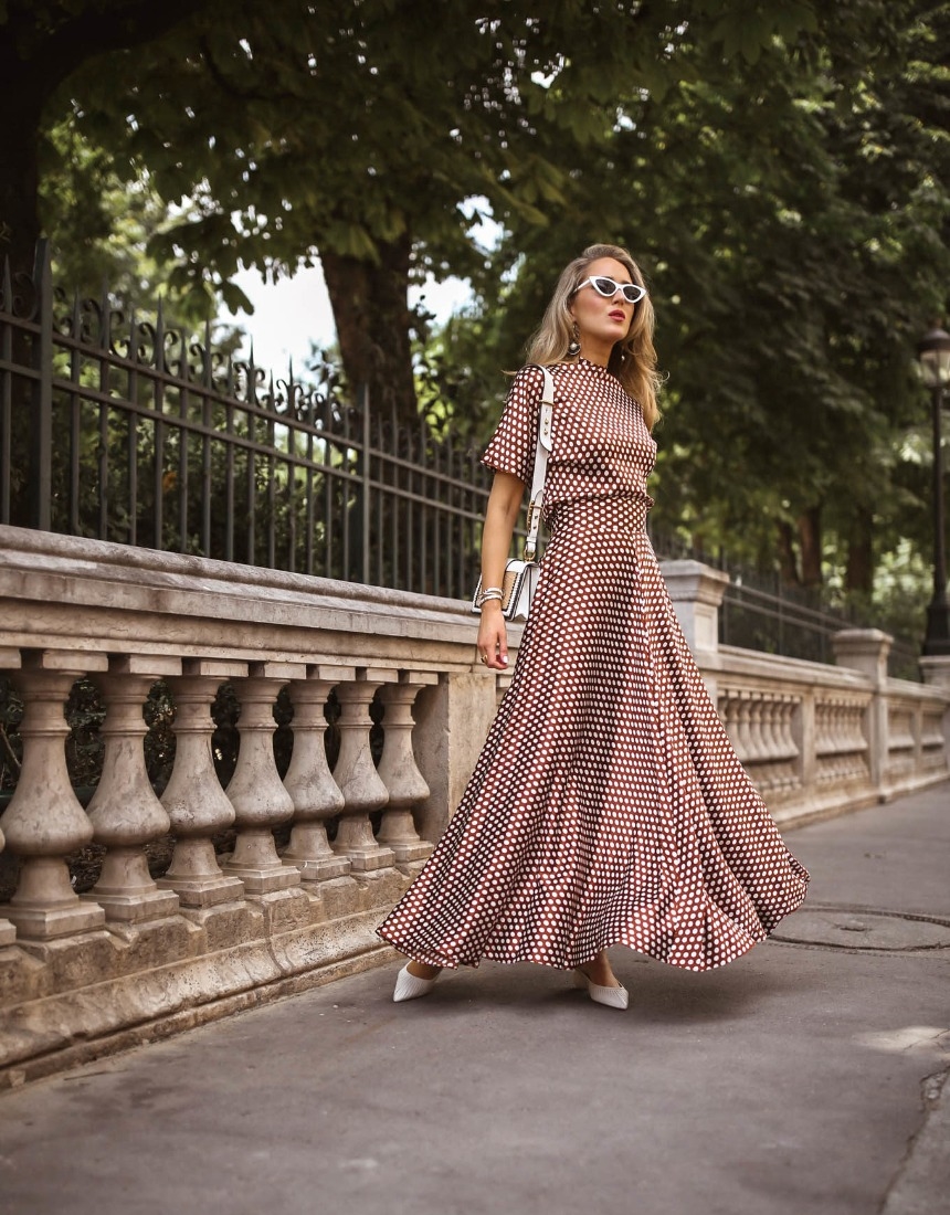 Стильная девушка