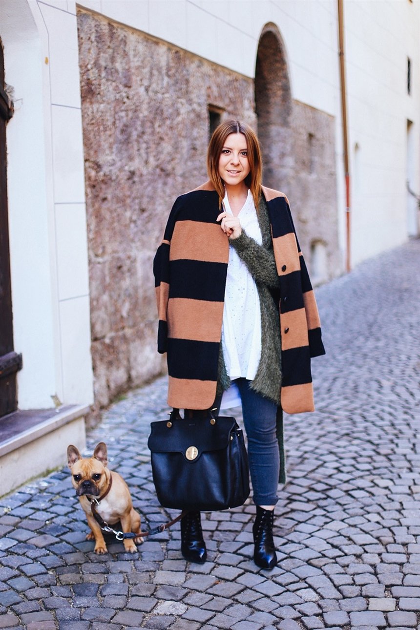 Джинсы, рубашка, кофта, пальто Джинсы, рубашка, кофта, пальто