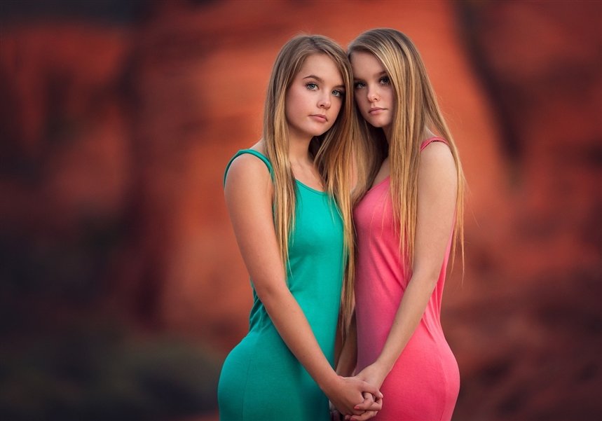 Меняемся вещами с подругой или сестрой