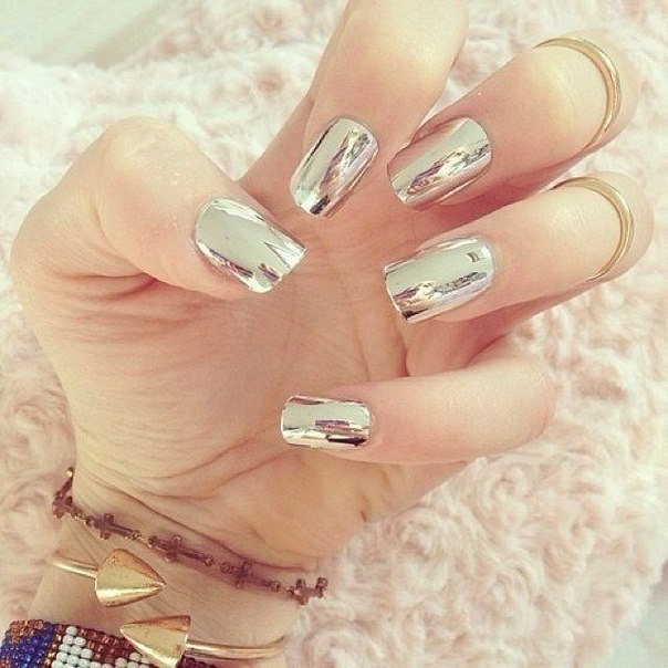 Блестящий маникюр