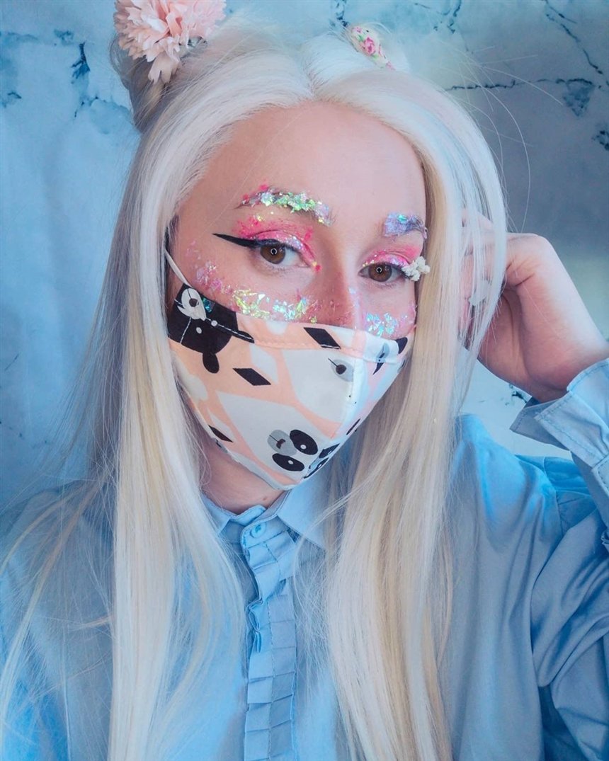 Макияж к маске