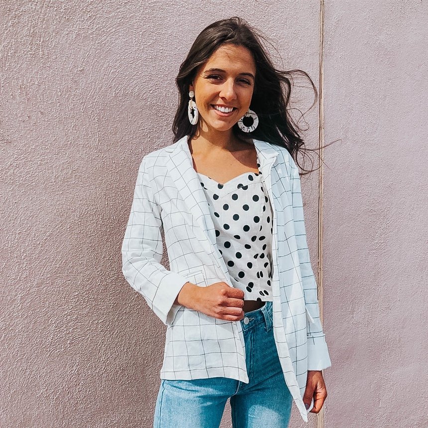 Разные принты на одинаковом фоне Разные принты на одинаковом фоне