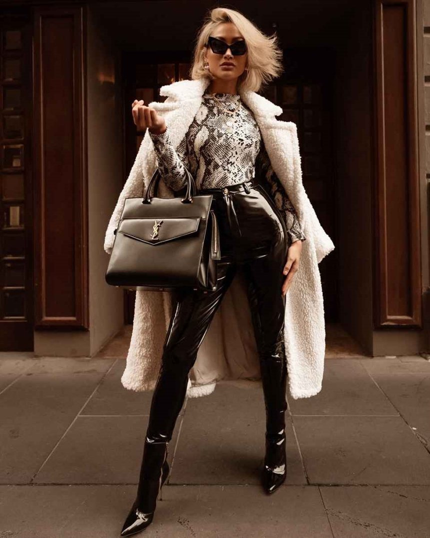 Лакированные штаны и шуба