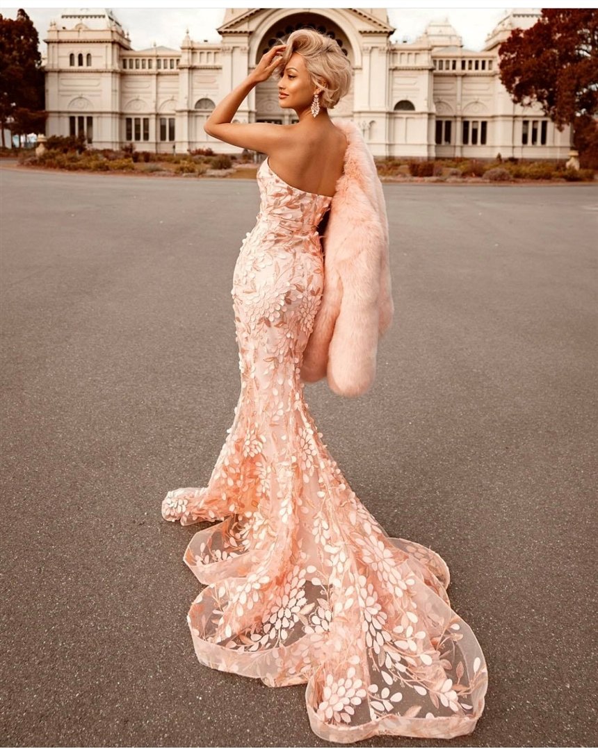 Вечерний наряд и шуба Вечерний наряд и шуба