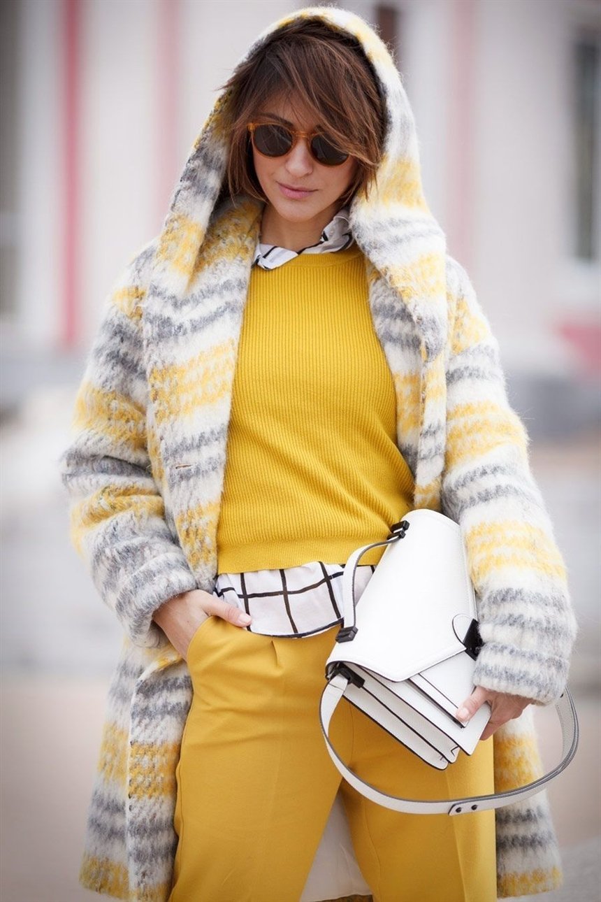 Желтая одежда