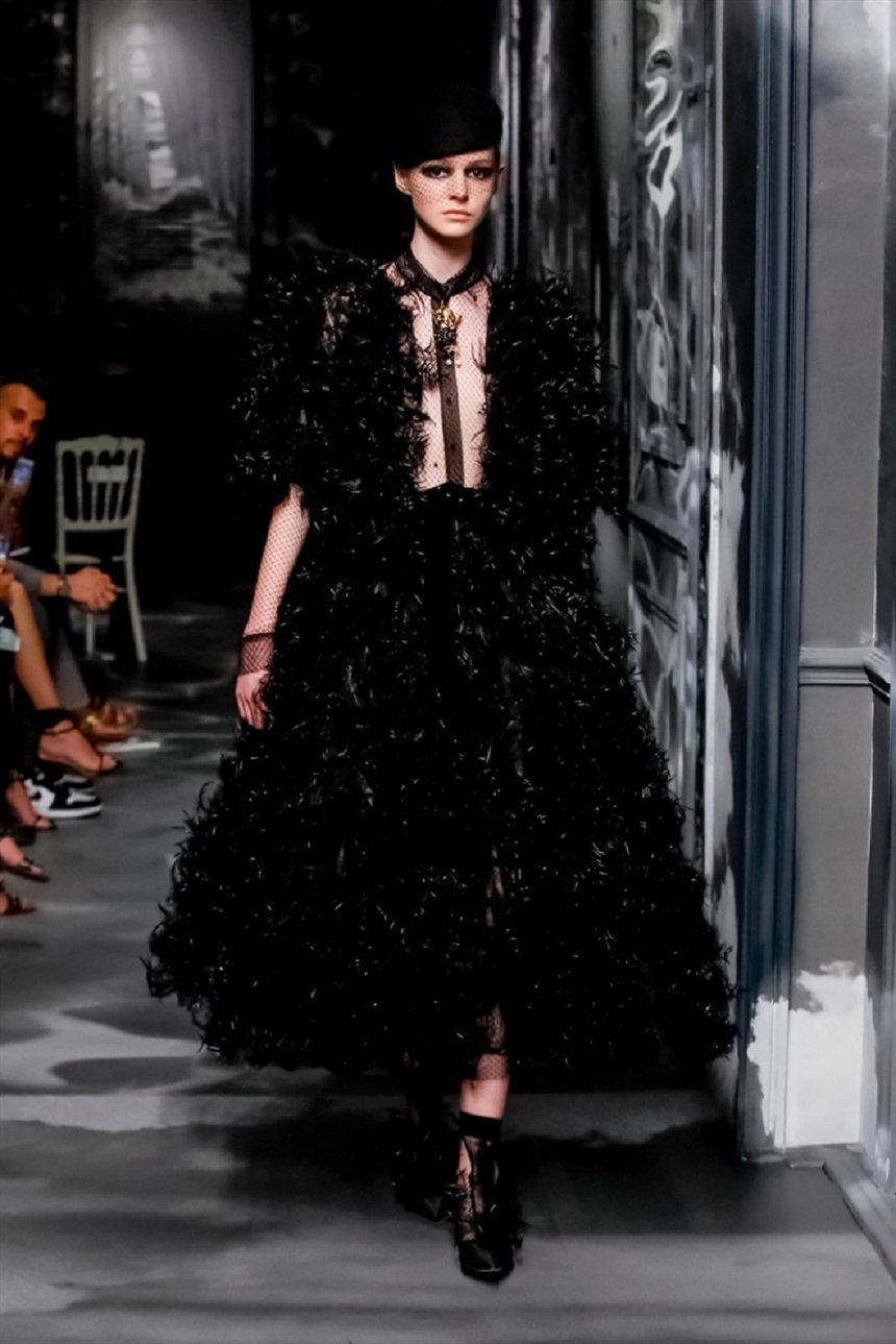 Блуза и костюм: жилетка с юбкой