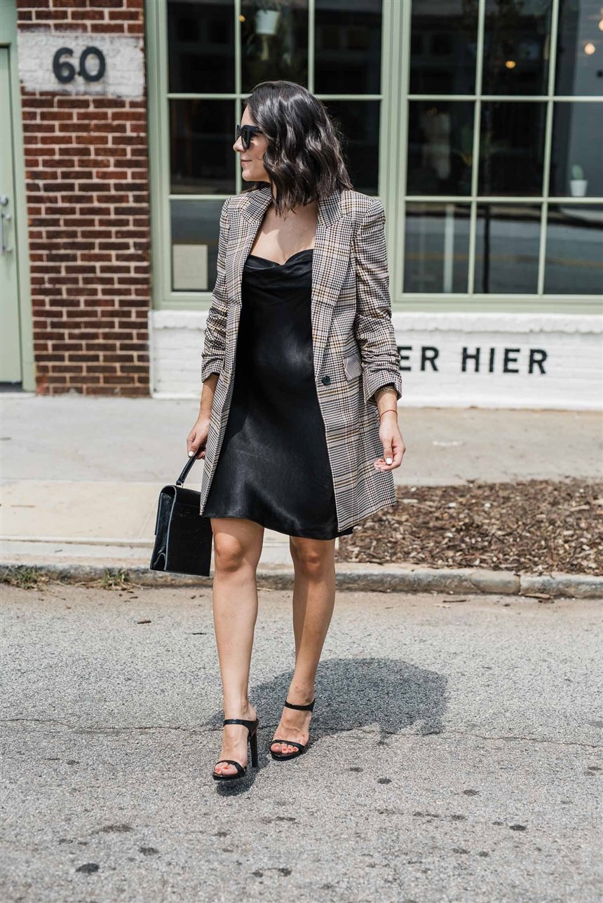 Платье с пиджаком