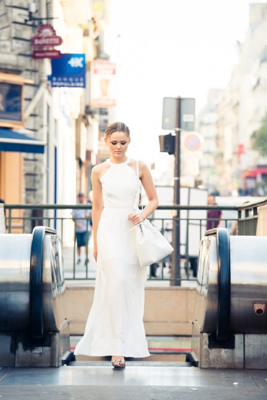 Белый сарафан