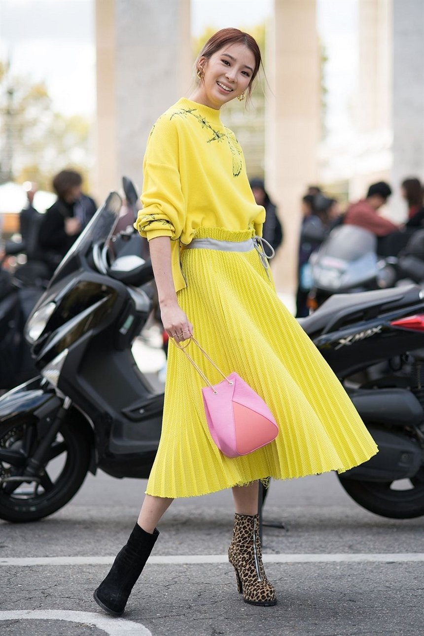 Юбка и свитер