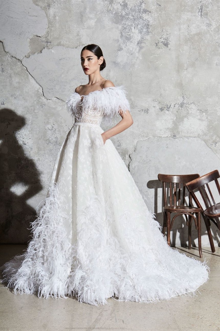 Свадебное платье с перьями Свадебное платье с перьями
