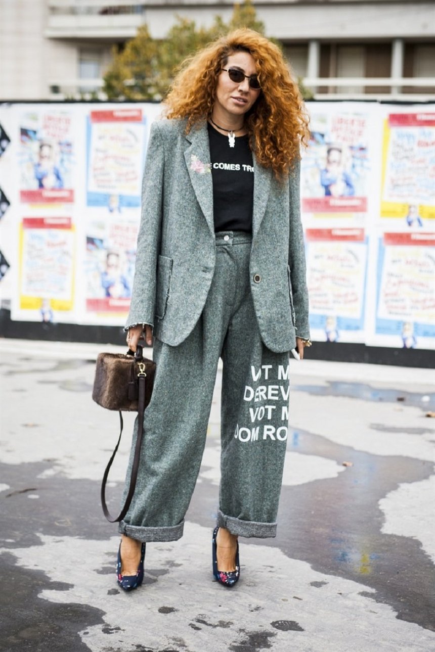 Костюм и футболка Костюм и футболка