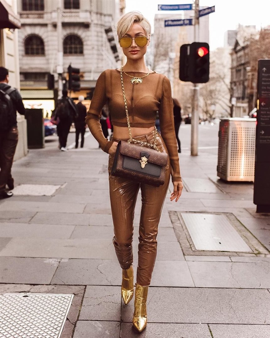 Золотые полуботинки