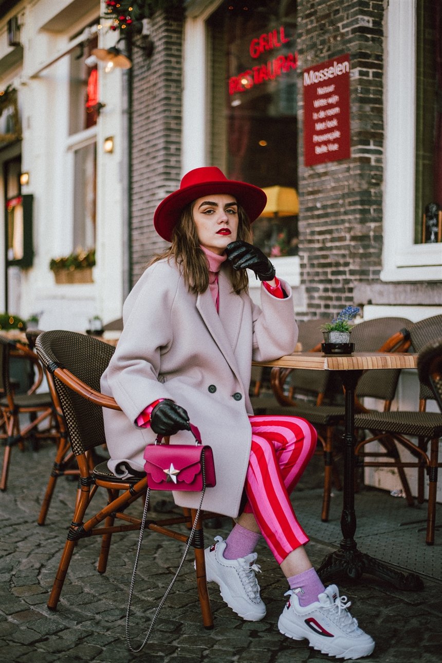 Костюм в полоску Костюм в полоску