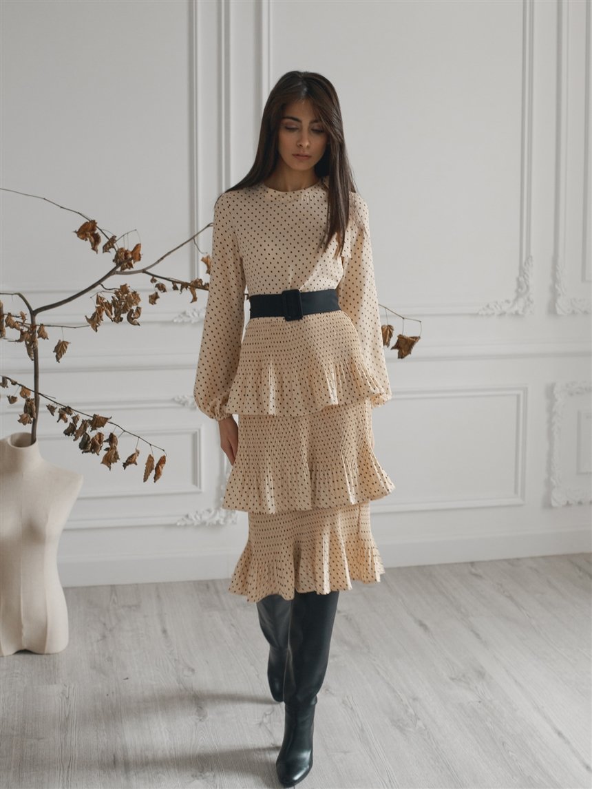 Платье с оборками Платье с оборками