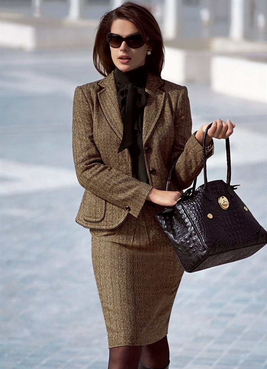 Сумка с имитацией крокодиловой кожи Сумка с имитацией крокодиловой кожи