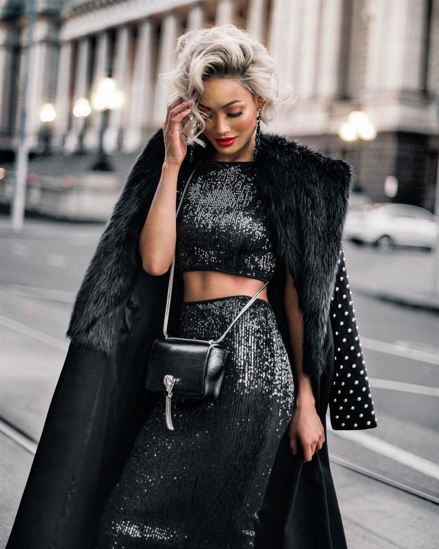 Пайетки и жемчуг